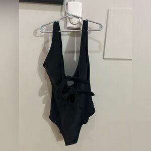 Old Navy Womens Large Scoop Back One Piece Swimsuit Black Faux Tie Bow Front